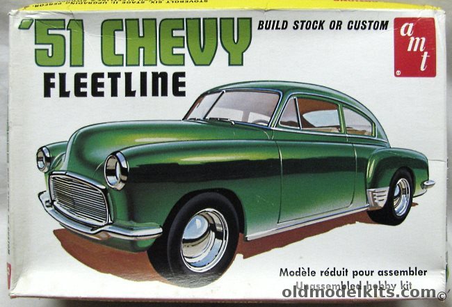 AMT 1/25 1951 Chevrolet Fleetline - Stock / Street / Custom, T284 plastic model kit